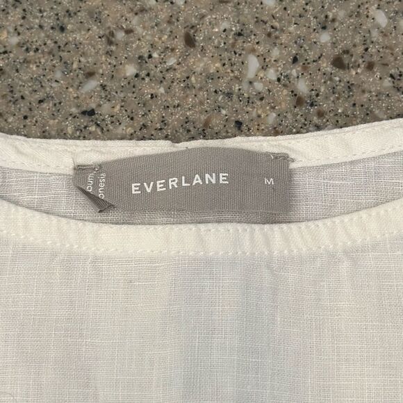 EVERLANE The Drawstring Tunic in White Linen - Picture 3 of 11